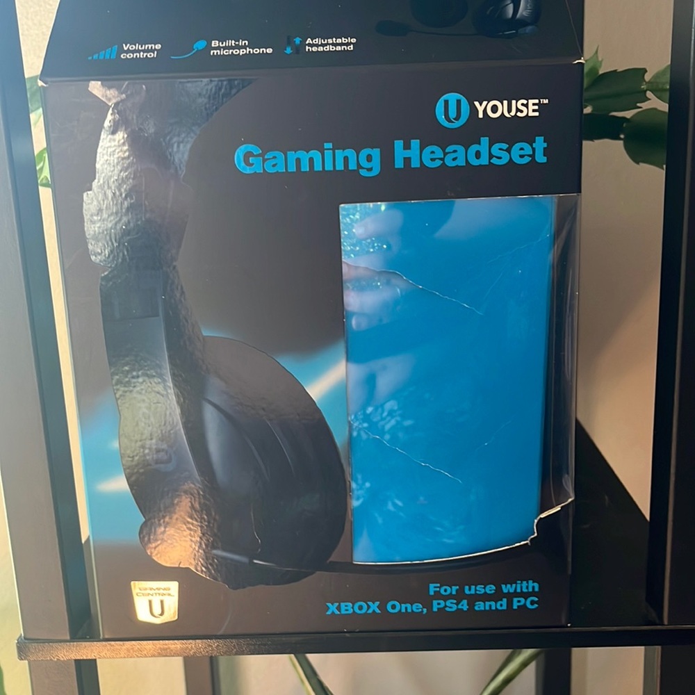 🌹 3 for $20 New🎉 black gaming head set